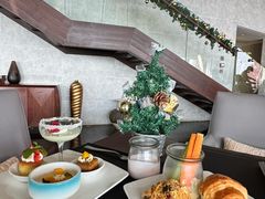 -三亚湾海居铂尔曼度假酒店