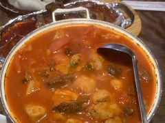 -东口码头·烧鸽子·鱼头泡饼·地方菜(金鹰悦城店)