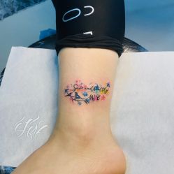 -SNOW TATTOO STUDIO