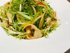 咸甜口鸟贝-将相和·海鲜蒸饺大连菜
