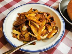 杏鲍菇炒牛肉-让我们见个面(祥云小镇店)