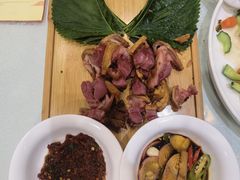 德国脆皮肘子-李家猪蹄融合菜馆(河松街店)