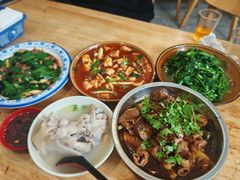 -雷祖芳老妈蹄花店