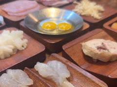 -银米·云南传统过桥米线(双廊黑金冠店)