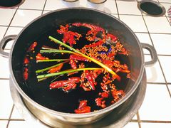 红汤锅底-九街淑芬掌中宝串串公司(两路金港国际店)