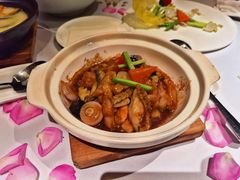 黑蒜鲍鱼焖鸡-火璽·園