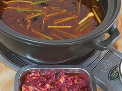 -沈记酸菜牛肉火锅店(九号路店)