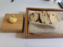 黄油面包-蝶舍·MAISON PAPILLON