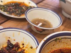 -云阿蛮云南生烫牛肉米线(奉贤路店)