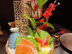 -蟹犇前•帝王蟹雪蟹(陆家嘴店)