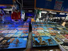 -霞涌市场海鲜摆卖区