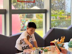 -水桶王国主题餐厅·聚会·生日派对·亲子活动·家庭套餐(亚龙湾希尔顿店)