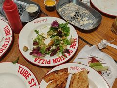 -Tube station站点比萨(王府井百货店)