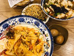 油泼扯面-陕味食族油泼面·小炒盖码面(双榆树店)