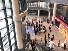 -上海跨国采购会展中心