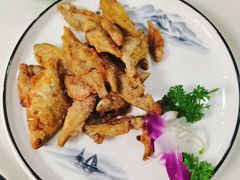 -七的湖·晚芳亭·阳澄湖农家菜·大闸蟹(莲花岛店)