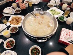酸汤兔大锅-老来福·非遗酸汤兔(凯旋路店)