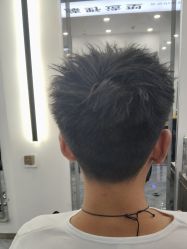 -藤野造型烫染·漂发