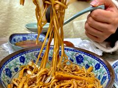 -无名氏宵夜小摊(祝家三姐妹馄饨店)