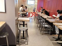 -肯德基(嘉善路地铁站店)