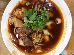 红烧牛肉面-华兴街自力面店