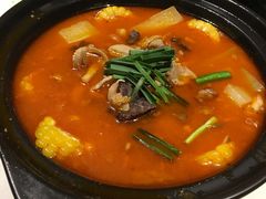 襄阳砂锅牛三鲜-莲餐厅·湖北菜·藕汤是头牌(愚园路店)