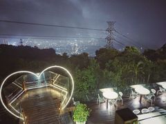 -草山夜未眠景观餐厅