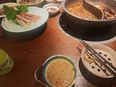 -花和寿喜烧·三文鱼自助专门店(光屿城店)