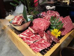 -铭牛烧肉·和牛海鲜自助(高新月牙湖店)