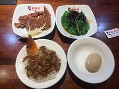 -胡须张鲁肉饭(美食文化馆店)