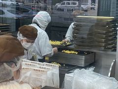 -鲍师傅糕点(大沽南路店)