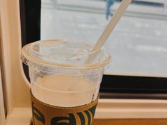 -星巴克(上海虹桥站2A检票口)