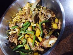 -内蒙焖面大盆骨餐馆(山大路店)