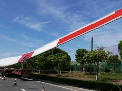 -上海滴水湖皇冠假日酒店