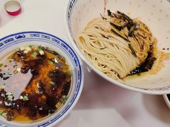 -鲁达面馆本帮风味(共康东路店)