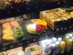 -星巴克臻选(周浦万达店)