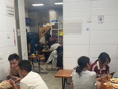 -郭记小街麻辣烫(虎坊路店)