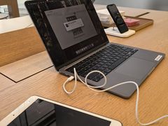 -Apple零售店(华贸购物中心店)