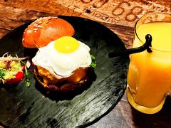 -HIGH FIVE哈福手工汉堡(桂林路店)