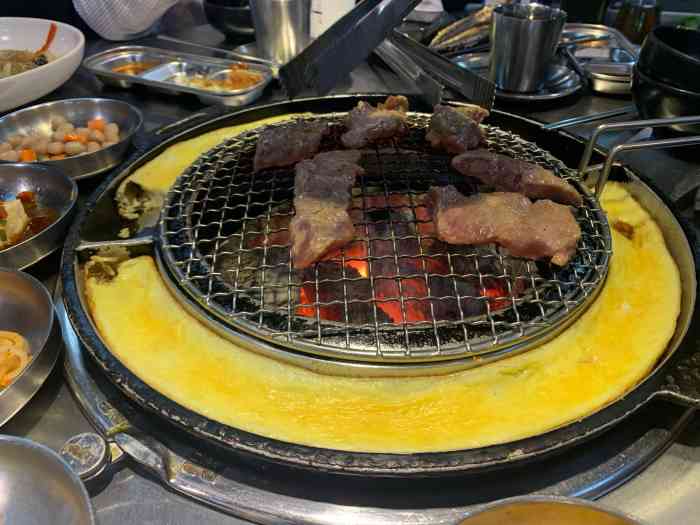 崔家木炭烤肉(南桥店)-"食材很新鲜,调味类肉很入味.比釜山好吃.