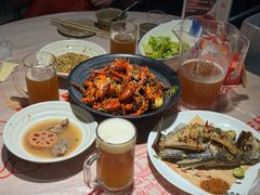 -肥肥虾庄·金牌油焖大虾(汉街SKP店)