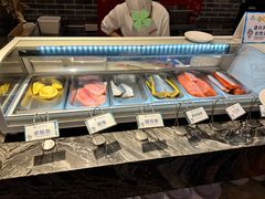 -三英温泉度假酒店-自助餐厅