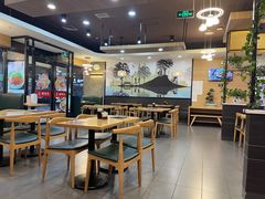 大堂-李先生牛肉面大王(成都东站西广场店)