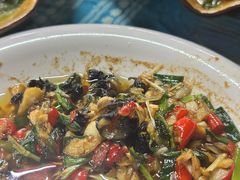 佐料炒螺肉-傣泐金湾餐厅