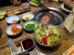 -明洞阿姨·韩式酱蟹烤肉·创意料理(三元桥店)