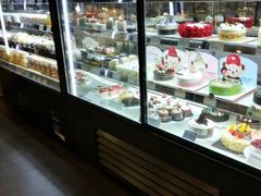 面包甜点陈列柜-多乐之日(和平伊势丹店)