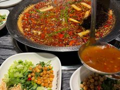 -老船舫·现做活鲜鱼馆(东郊记忆店)