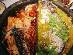 -鸣记脆皮烤鱼·海鲜烤鱼(三八广场店)