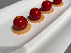 树莓樱桃鹅肝-秀儿四九城·新京菜(亚运村鸟巢店)