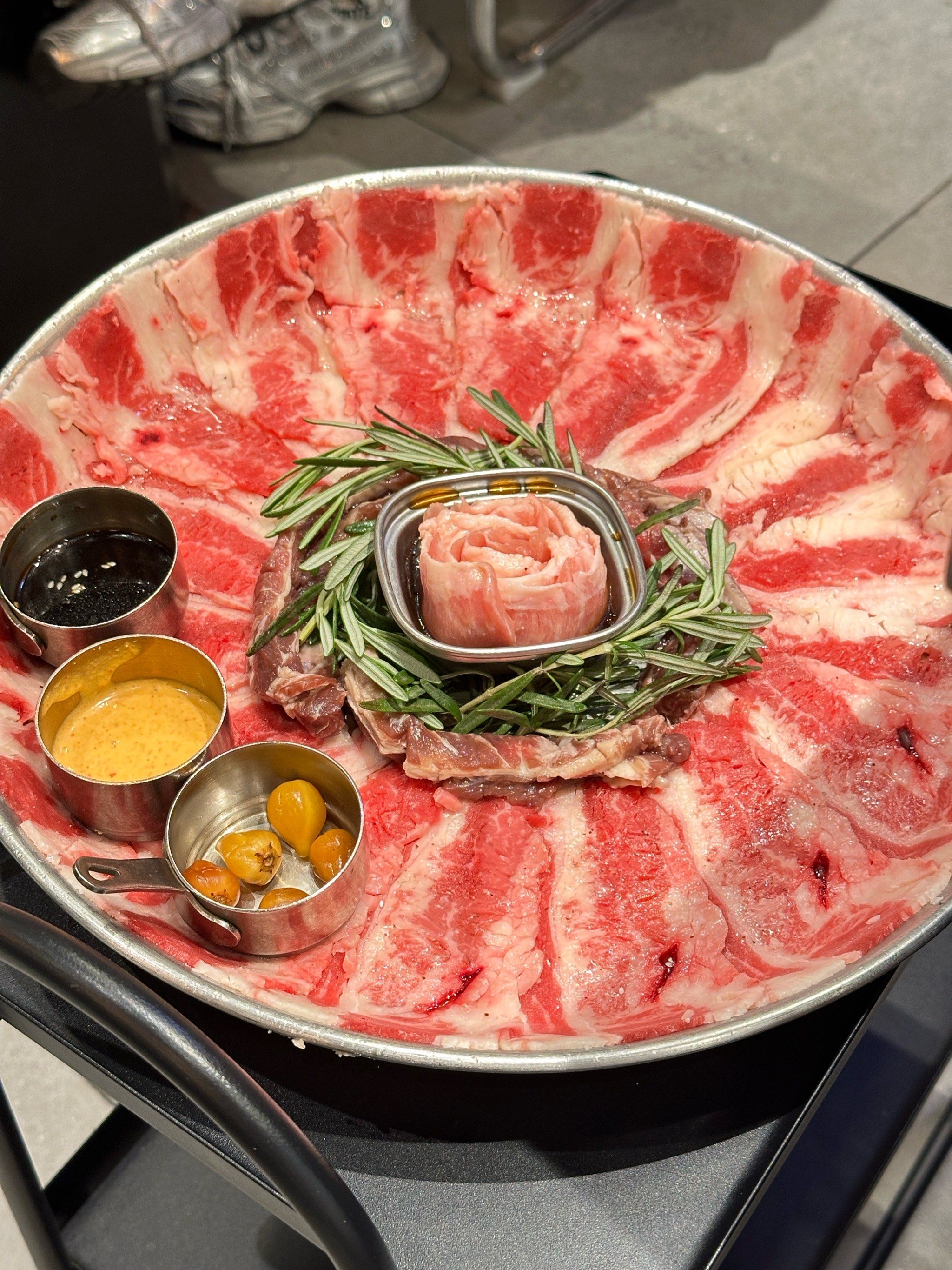 0元玩转这座城

#烤肉料理 #一起吃烤肉吧 #一起吃烤肉 #这样吃
